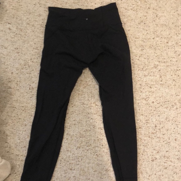 Black lululemon leggings - Picture 4 of 4